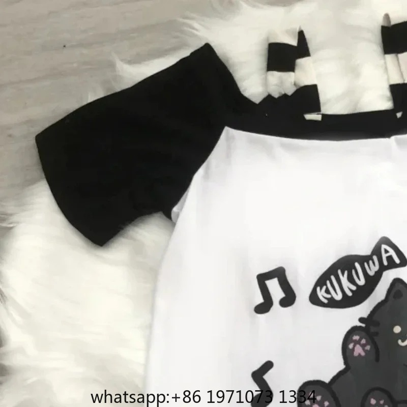 Kaos Wanita Jepang Motif Patch - Tee Graphic Print ulasan dan harga